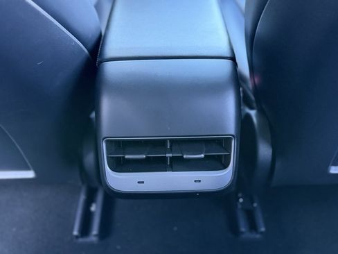 Used 2022 Tesla Model 3 Long Range image 50