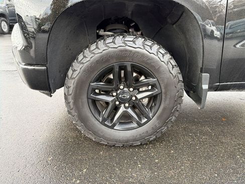 Used 2022 Chevrolet Silverado 1500 LT Trail Boss w/ Convenience Package II image 27