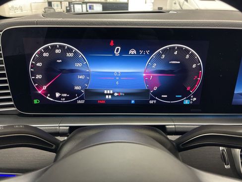 New 2026 Mercedes-Benz GLS 580 4MATIC image 12