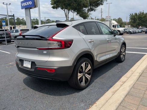 Used 2023 Volvo C40 Recharge Core AWD/4WD image 6