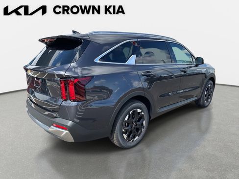 New 2026 Kia Sorento S w/ S Panoramic Sunroof Package image 5