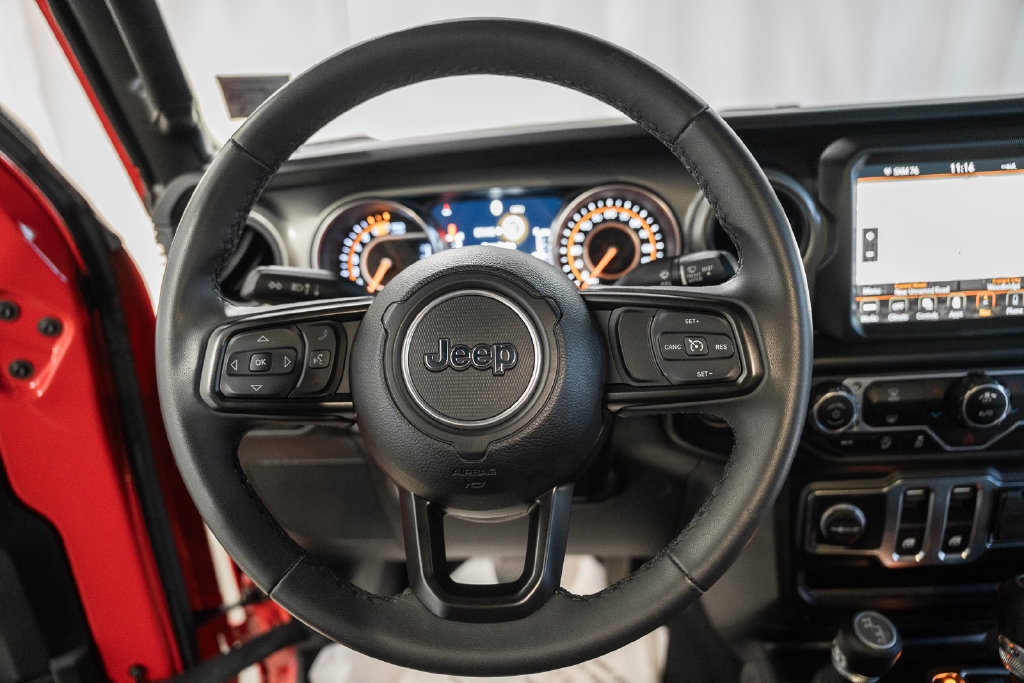 Certified 2023 Jeep Wrangler Sport AWD/4WD image 25