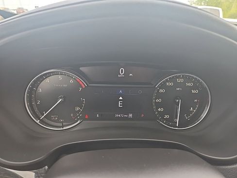 Used 2023 Cadillac XT4 Premium Luxury AWD/4WD image 16