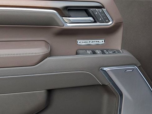 New 2026 GMC Sierra 1500 Denali AWD/4WD image 13