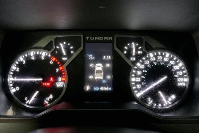 Used 2022 Toyota Tundra SR5 w/ SR5 Convenience Package AWD/4WD image 20