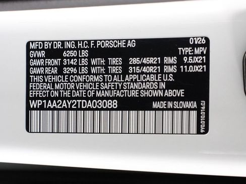 New 2026 Porsche Cayenne image 24