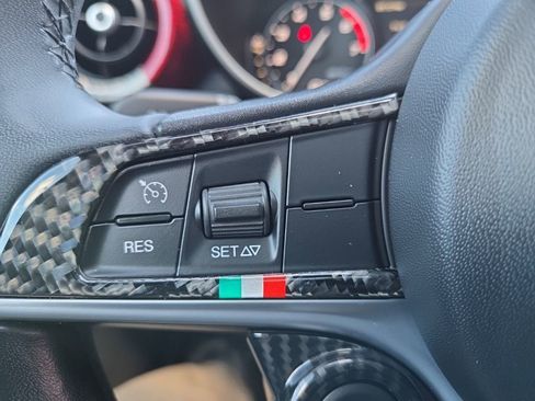 Used 2017 Alfa Romeo Giulia Ti image 26