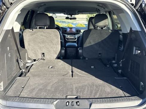 Used 2023 Ford Explorer XLT w/ Equipment Group 202A image 26