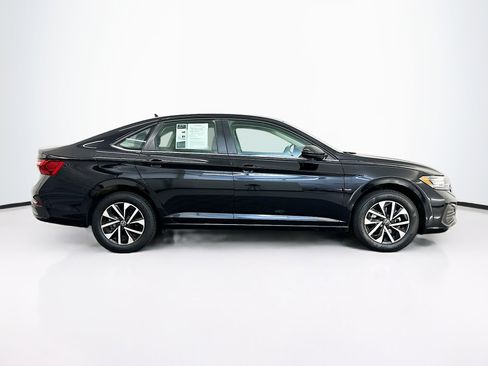 Used 2024 Volkswagen Jetta S image 10
