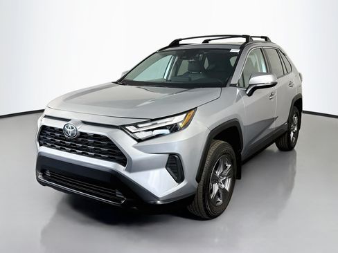 Used 2024 Toyota RAV4 XLE w/ Convenience Package AWD/4WD image 4