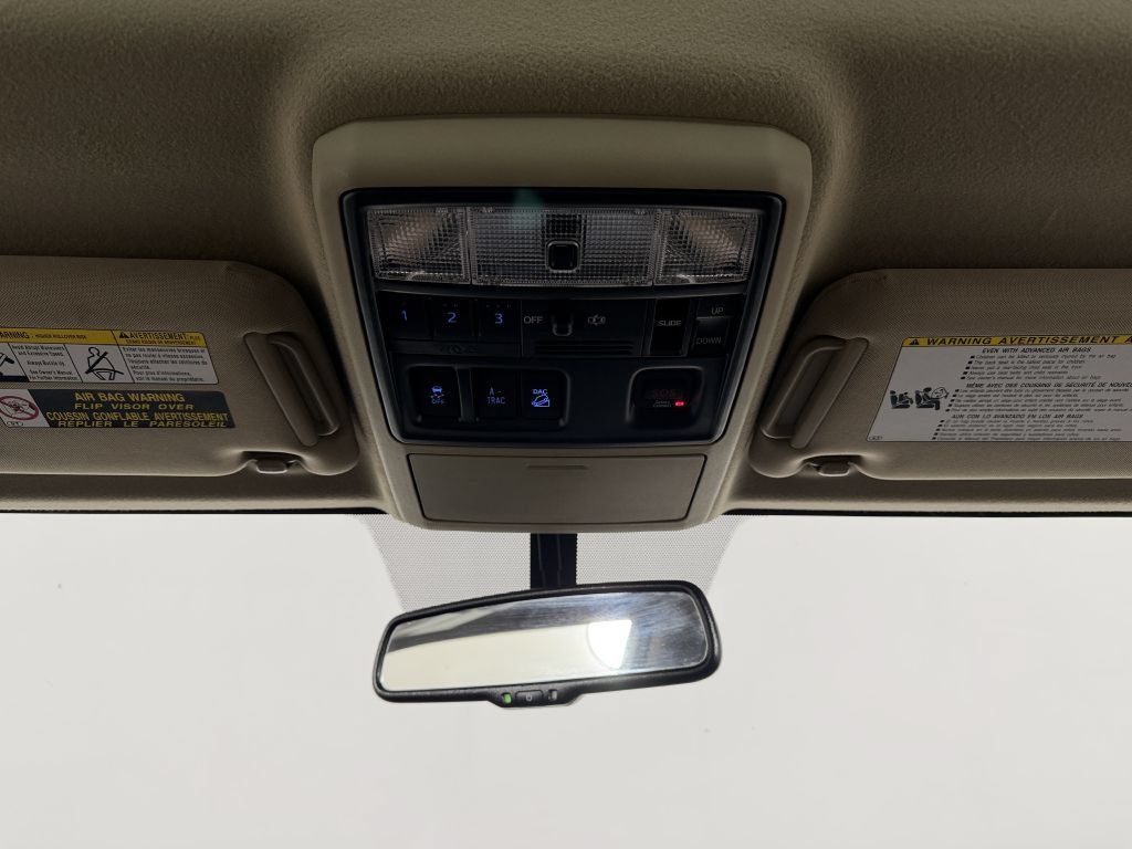 Used 2018 Toyota 4Runner Limited AWD/4WD image 35