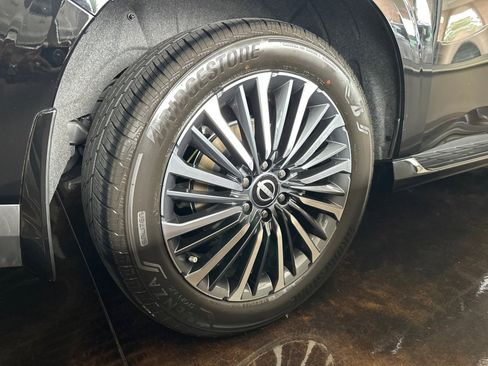 New 2025 Nissan Armada Platinum Reserve w/ Convenience Package image 16