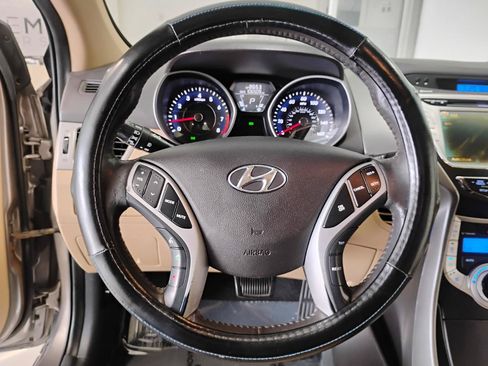 Used 2013 Hyundai Elantra Limited w/ Technology Pkg FWD image 69