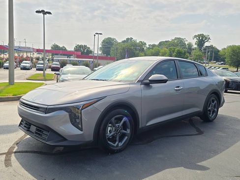 Certified 2026 Kia K4 FWD image 7