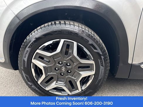 Used 2023 Hyundai Santa Fe Limited AWD/4WD image 10