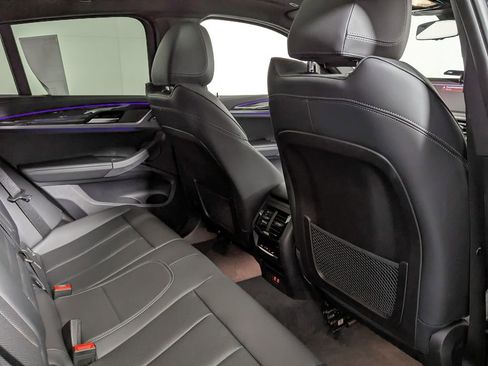 Certified 2023 BMW X4 M40i w/ Premium Package image 44