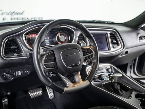 Used 2019 Dodge Challenger SRT Hellcat image 19