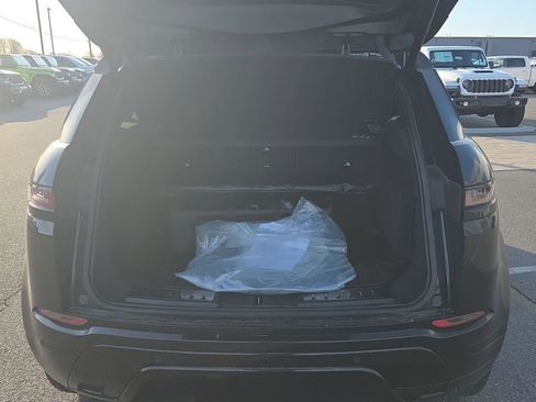 Used 2023 Land Rover Range Rover Evoque R-Dynamic S image 17