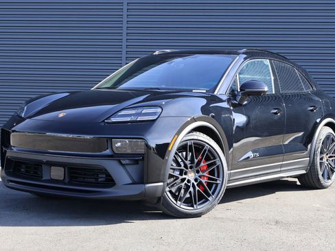 New 2026 Porsche Macan GTS Electric image 1