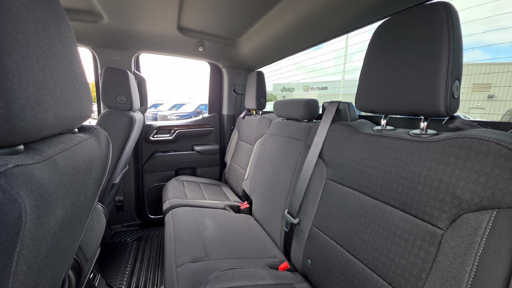 Used 2024 GMC Sierra 1500 Elevation AWD/4WD image 17