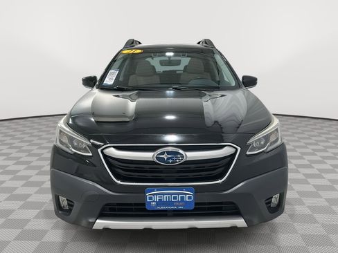 Used 2021 Subaru Outback Limited image 8