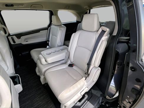 Certified 2025 Honda Odyssey EX-L image 20