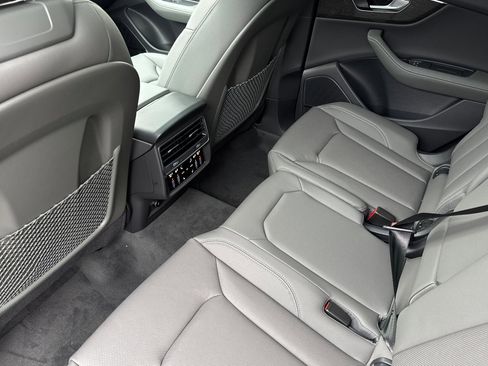 New 2026 Audi Q8 Premium Plus image 9