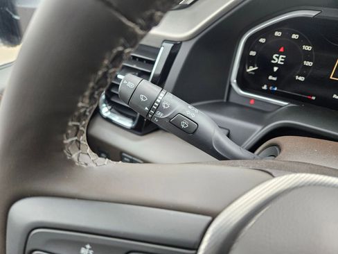 New 2026 GMC Sierra 3500 Denali w/ Denali Reserve Package image 14