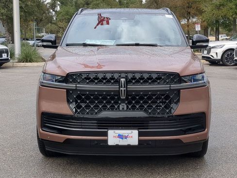 New 2025 Lincoln Navigator Black Label image 8