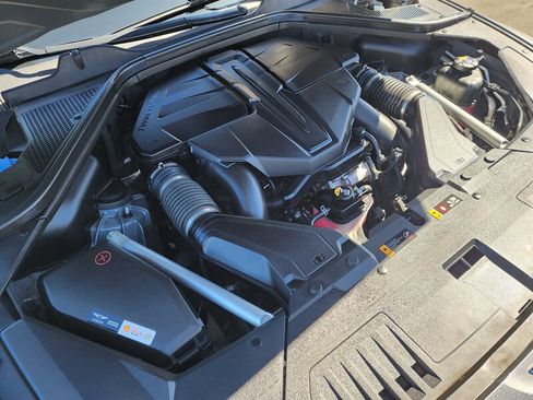 Used 2024 Genesis GV80 3.5T w/ Prestige Package image 9