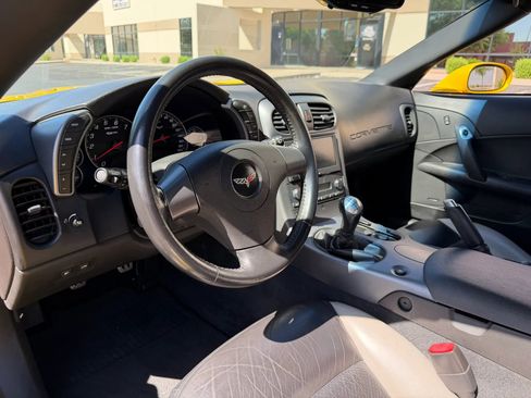 Used 2006 Chevrolet Corvette Z06 w/ Preferred Equipment Group RWD image 17