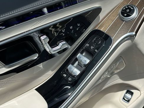 New 2025 Mercedes-Benz S 63 AMG S image 12