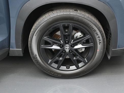 Certified 2025 Toyota Grand Highlander AWD image 41