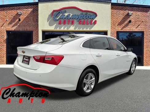 Used 2020 Chevrolet Malibu LS w/ Driver Confidence Package II FWD image 4