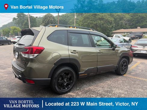 Used 2022 Subaru Forester Wilderness AWD/4WD image 7