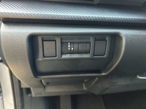 Certified 2024 Subaru Crosstrek 2.5i Limited AWD/4WD image 17