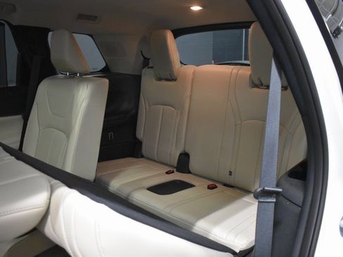 Used 2023 INFINITI QX60 Luxe w/ Cargo Package image 36