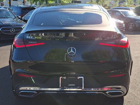 Certified 2025 Mercedes-Benz GLC 300 4MATIC image 5