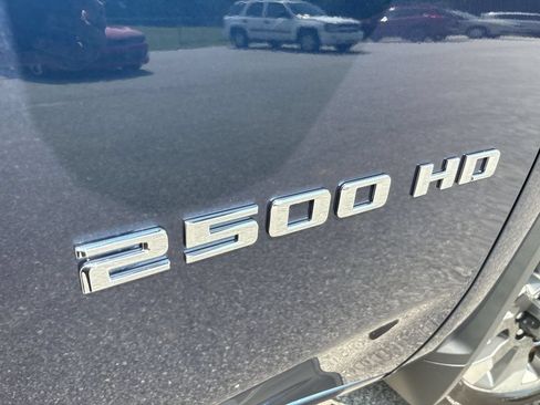 Certified 2022 Chevrolet Silverado 2500 Custom w/ Gooseneck/5TH Wheel Package AWD/4WD image 29