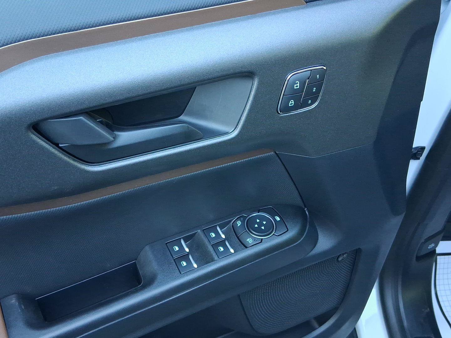 New 2026 Ford Bronco Sport Outer Banks w/ Outer Banks Tech Package+ AWD/4WD image 24