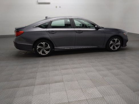 Used 2019 Honda Accord EX image 10