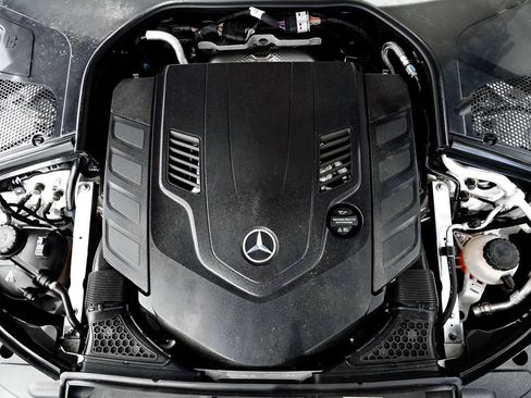 Used 2023 Mercedes-Benz S 580 4MATIC Sedan image 14