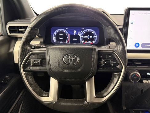 Used 2024 Toyota Tacoma TRD Off-Road image 16