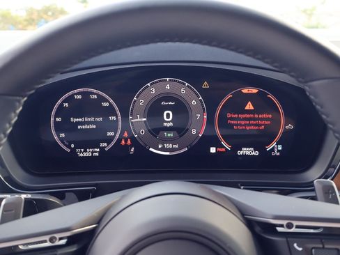 Certified 2025 Porsche Cayenne Turbo w/ Technology Package AWD/4WD image 16