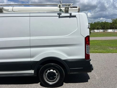 Used 2018 Ford Transit 150 130 Low Roof RWD image 6