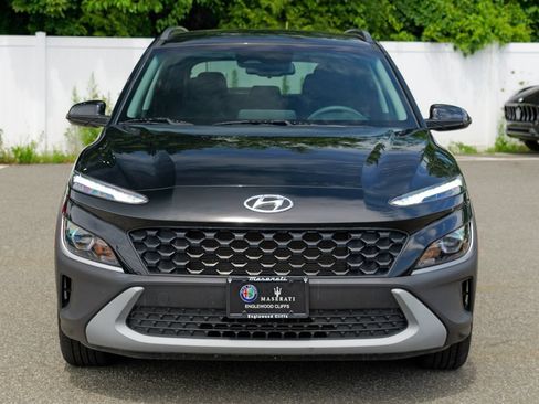 Used 2023 Hyundai Kona SEL AWD/4WD image 2