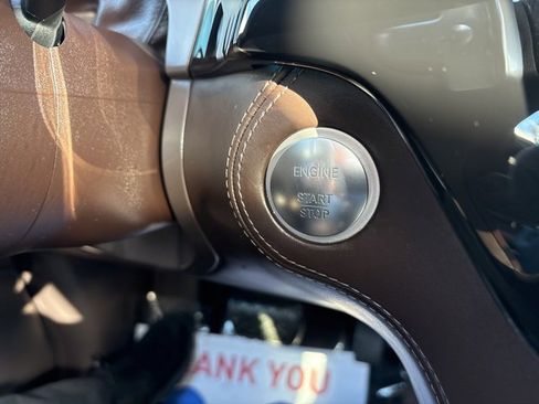 Used 2018 Mercedes-Benz GLS 550 4MATIC image 31