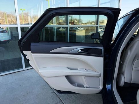 Used 2017 Lincoln MKZ Premiere image 49