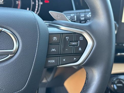 Used 2025 Lexus NX 250 FWD w/ Premium Package image 30