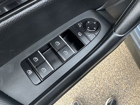 Used 2024 MAZDA CX-50 AWD 2.5 S w/ Weather Package image 27